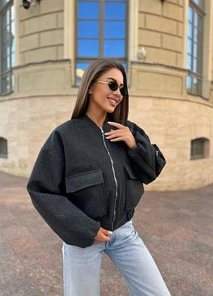 Женская куртка бомбер из кашемира на подкладке