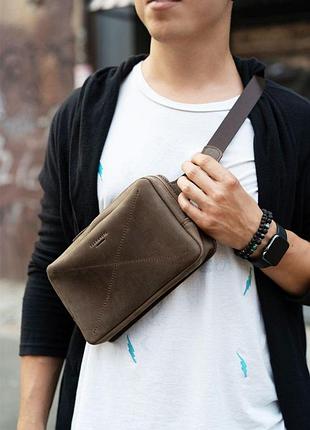 Кожаная поясная сумка dropbag maxi темно-коричневая crazy horse