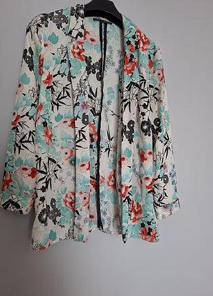 Легкий кардиган