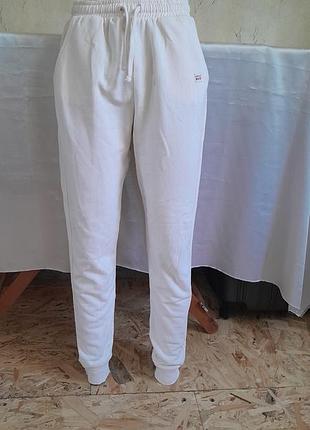 Спортивные штаны  бело розовый цвет флис