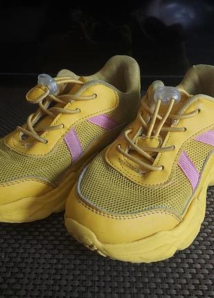 Желтые кроссовки ❤️