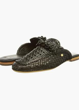 Fred de la bretoniere шлепки