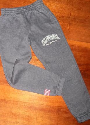 Утепленные спортивные штаны от зара zara на рост 152 см унисекс