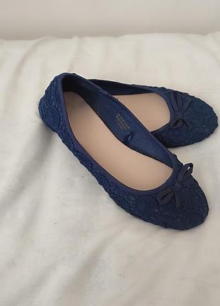 Красивые кружевные балетки primark