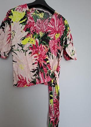 Цветочная блуза на запах