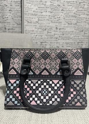 Женская сумка yangoods идеального состояния