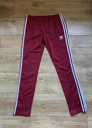 Спортивные штаны спортивні штани