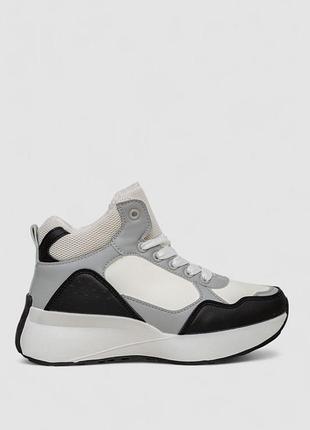 Кроссовки женские зимние