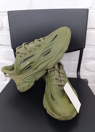 Оригінальні кросівки чоловічі adidas ozweego celox 39р