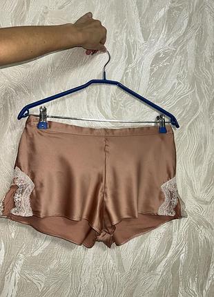 Піжамні шорти з мереживом