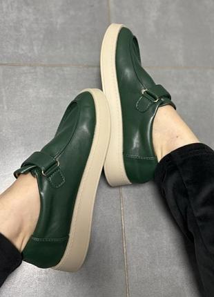 Лоферы женские