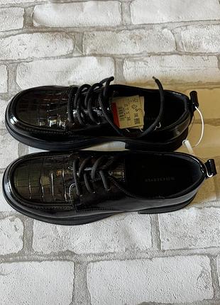 Взуття нове 38 розміру