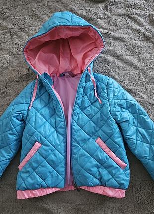 Курточка легка
