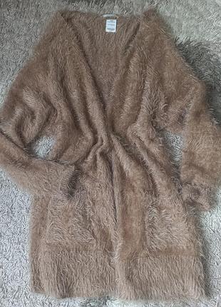 Кардиган теплый и стильный.