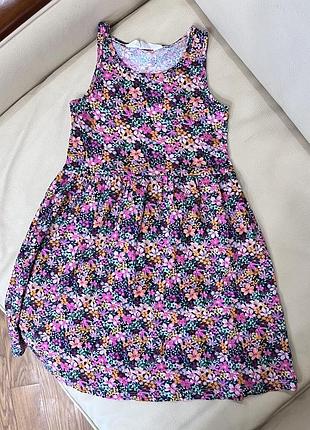 Сукня трикотажна в квітковий принт від h&m 6-8 років ріст 122-128 як нова дов 64, шир 27