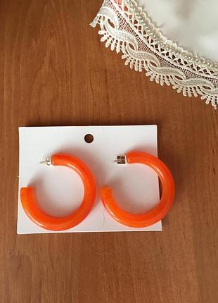 Серьги пластиковые новые
