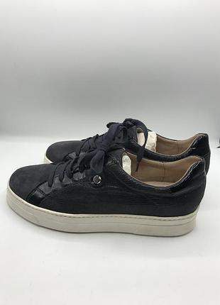 Кеди шкіряні жіночі є незначні дефекти розміри 37;38;39;39,5;41;бренд capris