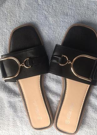 Шльопанці жіночі 38.5розмір