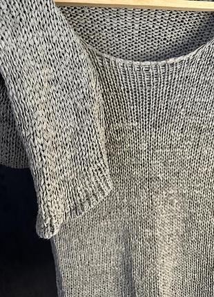 Вʼязаний світер