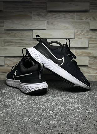 Кроссовки nike react miler 2 . оригинал