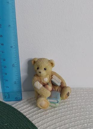 Cherished teddies p. hillman коллекционная статуэтка мишка с книгами. керамика.