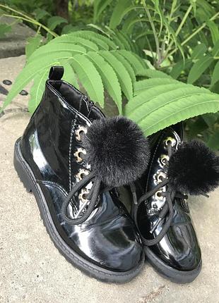 Лакові стильні  черевики ботинки осінні з пампонами zara next h&m