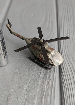 Военный вертолет