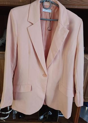 Суперовый пиджак персиковый