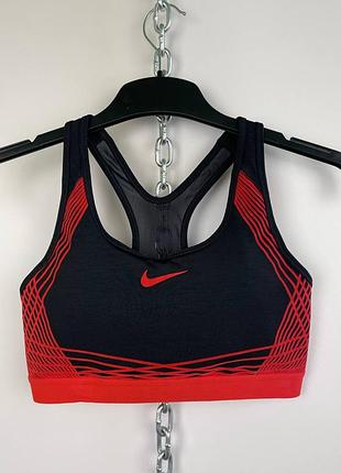 Жіночий спортивний топ з чашками nike dri fit