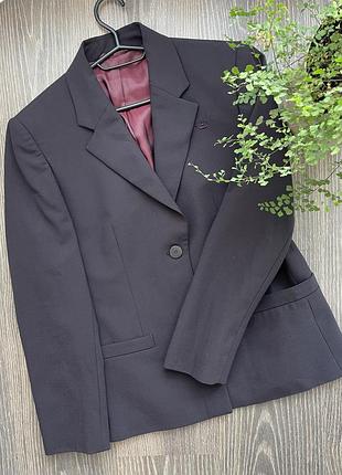 Класичний жіночий піджакчорео-коричневого кольору