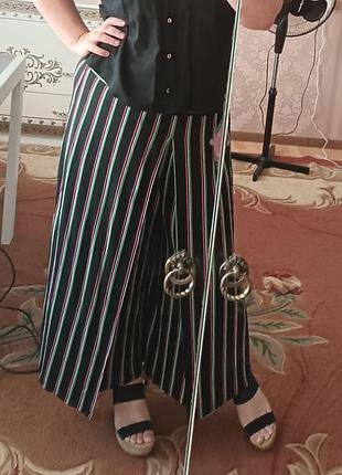 Женские вискозные модные брюки в полоску широкие штаны большой размер батал скрывает все недостатки.
