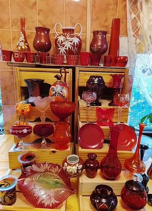 Вазы. фужеры.стопки.бокалы. красное стекло. винтаж