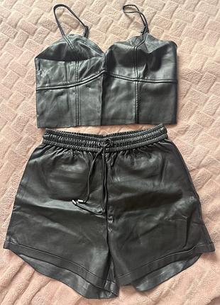 Шорты/топ эко кожа, в идеальном состоянии.