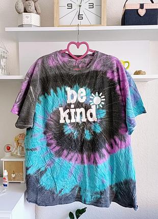 Классная футболка с принтом