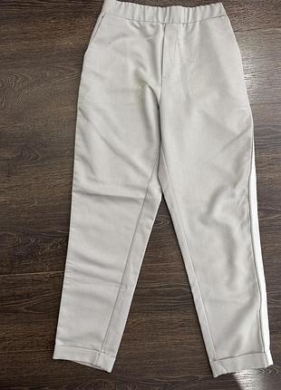 Брюки типу класичних,але можна і на кожен день