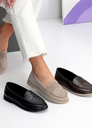 Женские кожаные туфли лоферы в цветах