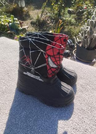 Зимові черевики для хлопчиків