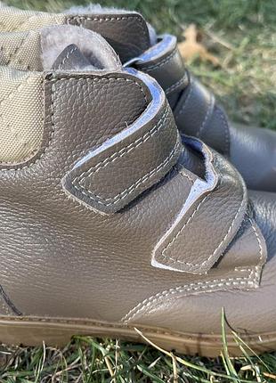 Чоботи шкіряні на двох липучках, підкладка хутро , по устілці 20 см