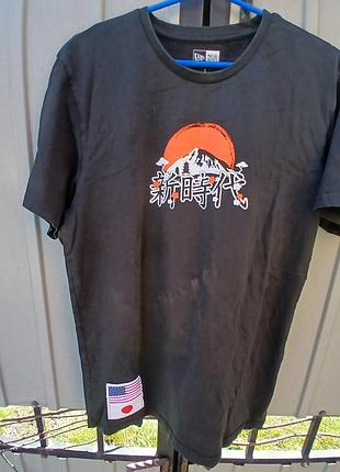 Мужская футболка 
new era.