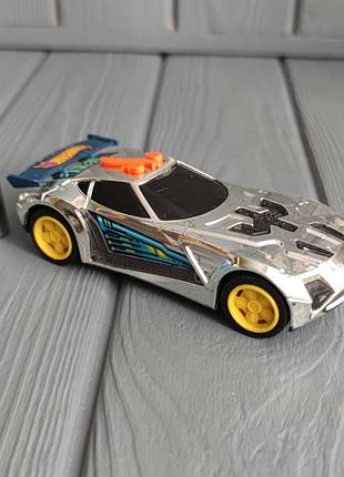Машинка hot wheels edge glow cruisers