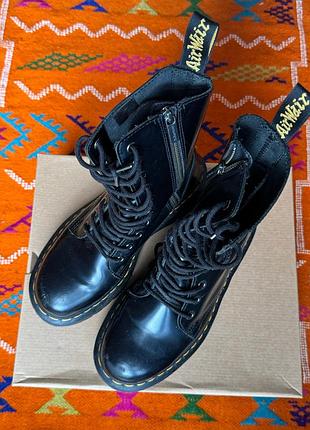 Черевики жіночі doctor martens