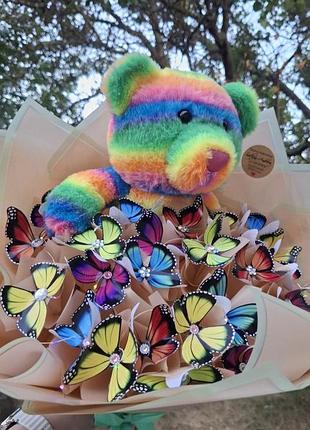 Букет из бабочек с мягкой игрушкой подарок дому любимой