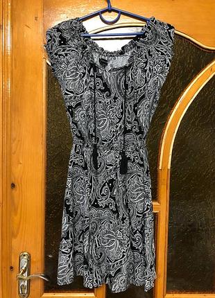 Платье короткое