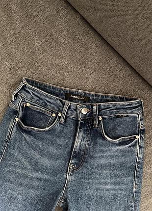 Джинси mavi