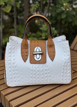 Кожаная белая рыжая сумка с принтом под крокодила laura, италия
