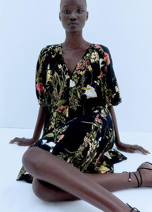 Короткое платье, платье платье с v-образным вырезом, рукавами-баллонами h&amp;m (zara massimo)