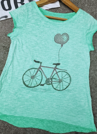 Футболка рисунок с камнями