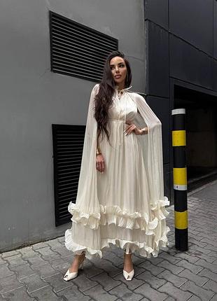 Розкішна сукня