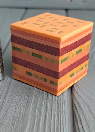 Кубик minecraft з mcdonald's