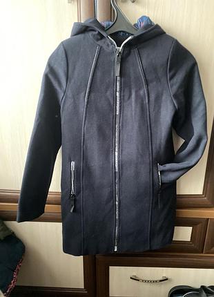 Суконное утепленное пальто для девочки 10 лет